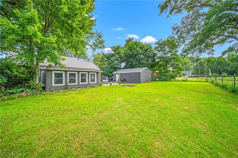 2210 E 39th St, Ashtabula, OH 44004 photo 24