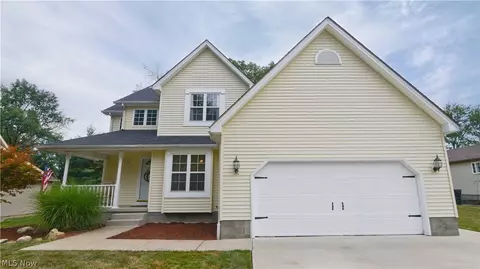 7025 Kirk Rd, Canfield, OH 44406