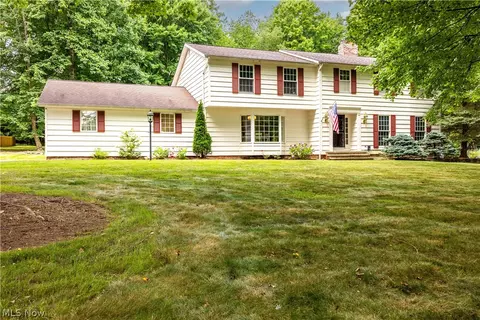 5290 Som Center Rd, Solon, OH 44139