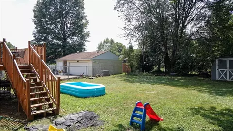9059 Spring Dr, Windham, OH 44288 photo 6