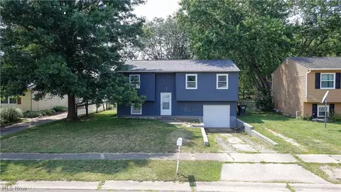9059 Spring Dr, Windham, OH 44288 photo 3