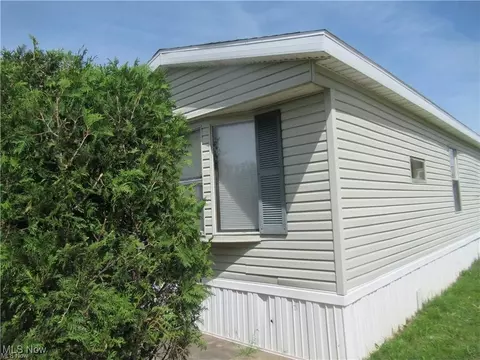 1534 Lady Anne, Streetsboro, OH 44241