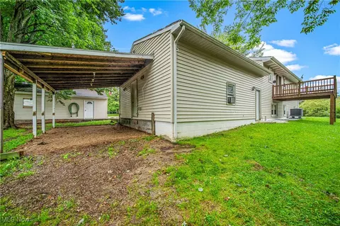 2001 Old Farm St, Ashtabula, OH 44004 photo 8