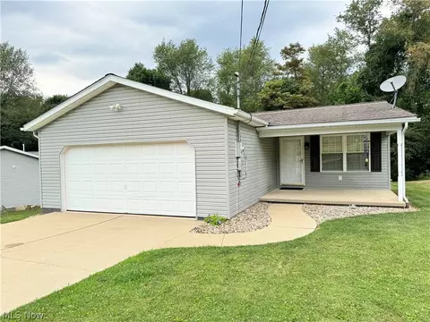 202 Woodland Ave, Barnesville, OH 43713