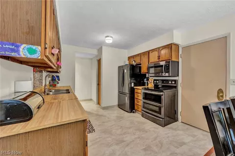 Kitchen - Undisclosed, Willoughby, OH 44094 photo 2 of 3