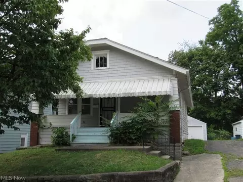 1126 Sawyer Ave, Akron, OH 44310