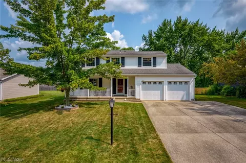 4417 Foresthill Rd, Stow, OH 44224