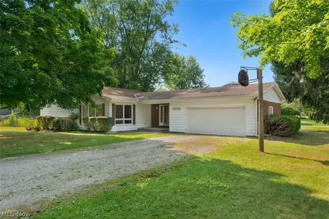 5730 Horning Rd, Kent, OH 44240