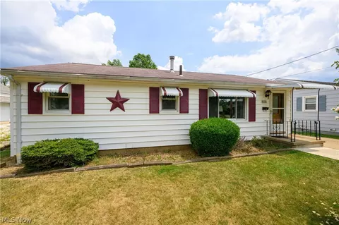 500 Wrexham Ave SW, Massillon, OH 44646