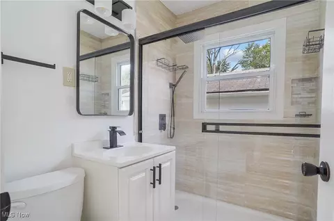 Bath - 62 Shields Rd, Boardman, OH 44512 photo 1 of 1