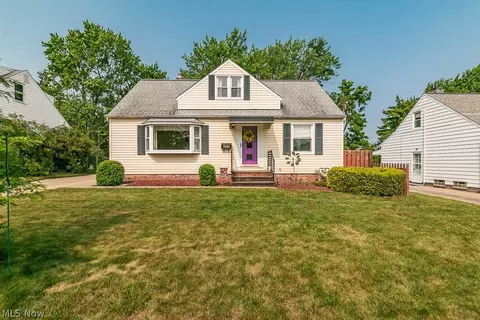 5340 Melody Ln, Willoughby, OH 44094