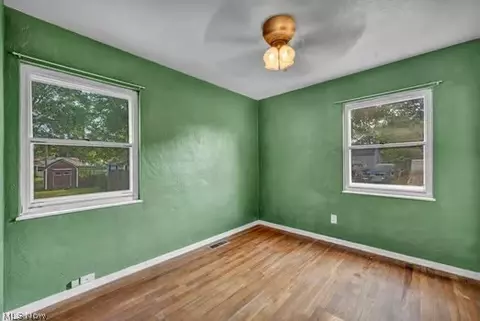 532 Metcalf Rd, Elyria, OH 44035 photo 17