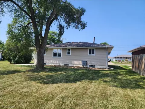 Exterior - 1629 W 30th St, Lorain, OH 44052 photo 2 of 3