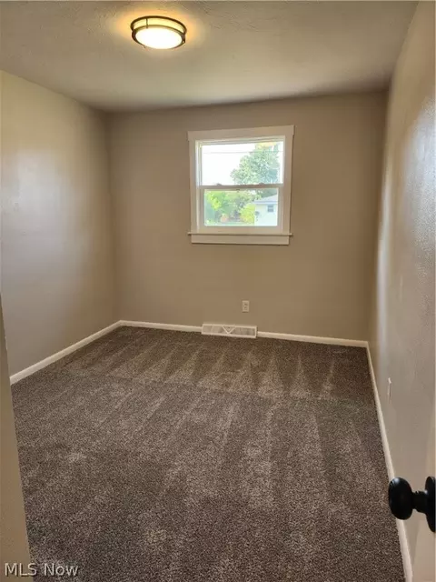 Bedroom - 1629 W 30th St, Lorain, OH 44052 photo 1 of 3