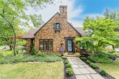 2439 Charney Rd, University Heights, OH 44118