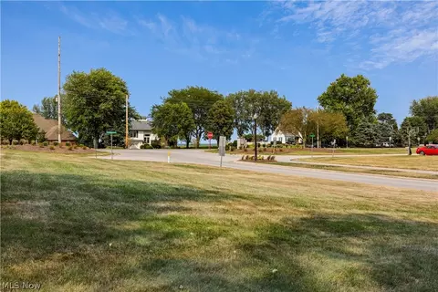 Exterior - 503 Heron Dr, Huron, OH 44839 photo 6 of 8