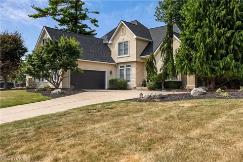 Exterior - 503 Heron Dr, Huron, OH 44839 photo 2 of 8