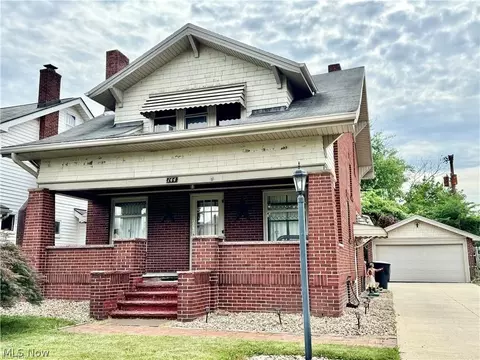 144 Hazelwood Ave SE, Warren, OH 44483