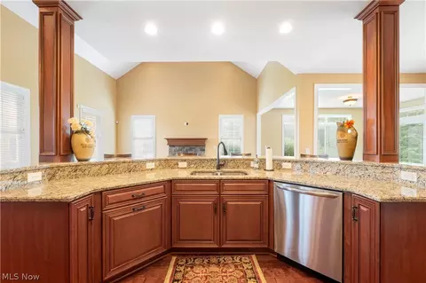 Kitchen - 3356 Huntcliffe Rd NE, Canton, OH 44721 photo 2 of 3