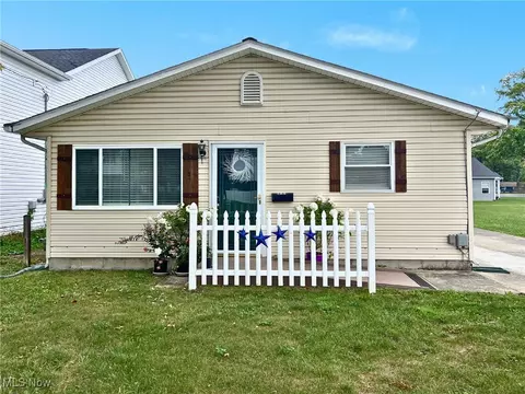 681 Abbe Rd S, Elyria, OH 44035