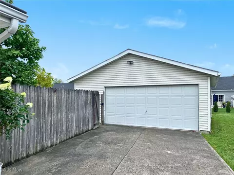 681 Abbe Rd S, Elyria, OH 44035 photo 26