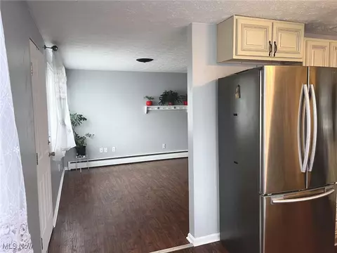 681 Abbe Rd S, Elyria, OH 44035 photo 9