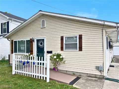 681 Abbe Rd S, Elyria, OH 44035 photo 3
