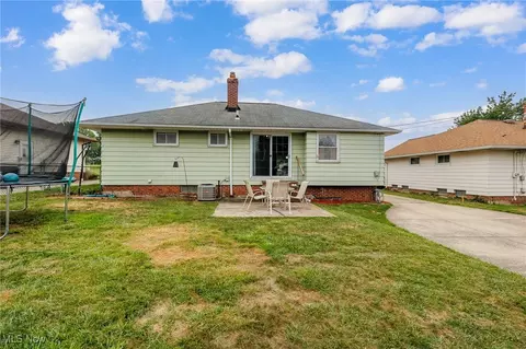 3720 Hetzel Dr, Parma, OH 44134 photo 24