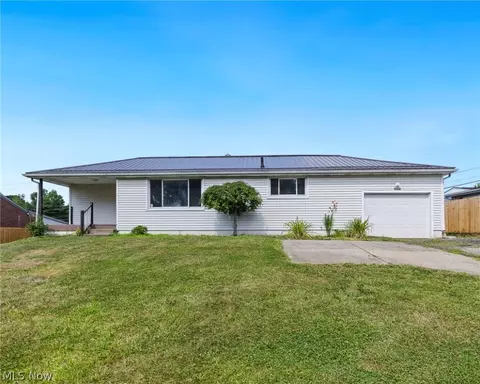 1627 Woodlawn Ave NW, Canton, OH 44708