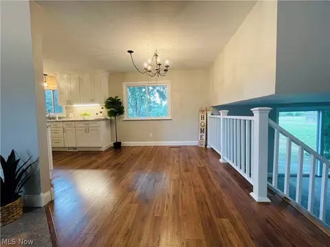 3086 Bancroft Rd, Fairlawn, OH 44333 photo 8