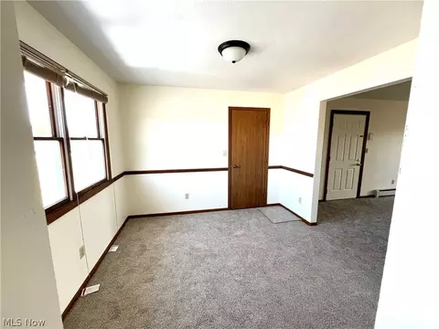7350 Eisenhower Dr #5, Boardman, OH 44512 photo 6