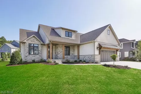 4343 Castlegate Blvd, Uniontown, OH 44685