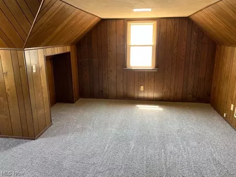 684 E 241st St, Euclid, OH 44123 photo 9