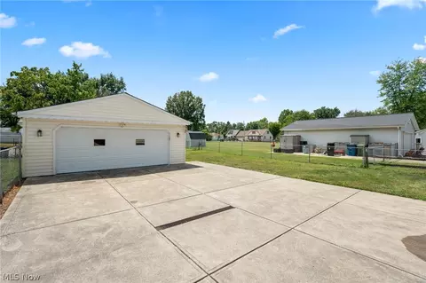 36310 Stevens Blvd, Willoughby, OH 44094 photo 21