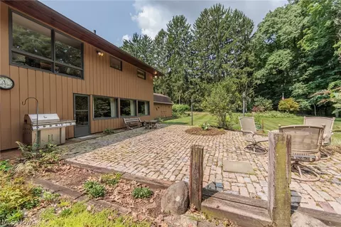 425 Bittersweet Rd, Akron, OH 44333 photo 37