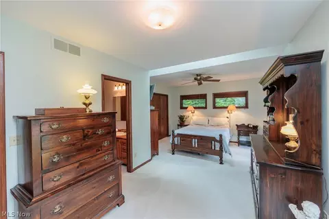 425 Bittersweet Rd, Akron, OH 44333 photo 22