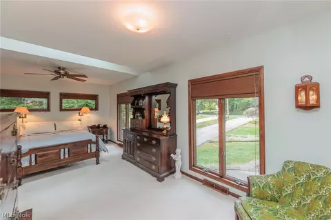 425 Bittersweet Rd, Akron, OH 44333 photo 21