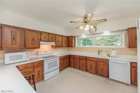 425 Bittersweet Rd, Akron, OH 44333 photo 26