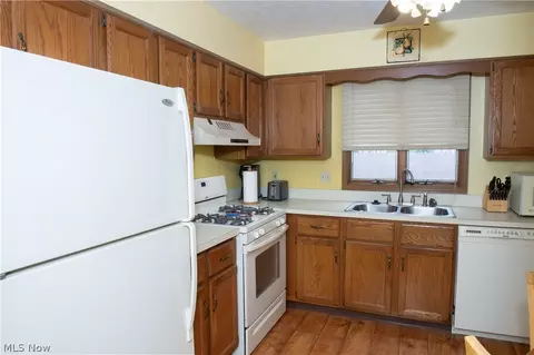 7362 Eisenhower Dr #3, Boardman, OH 44512 photo 3
