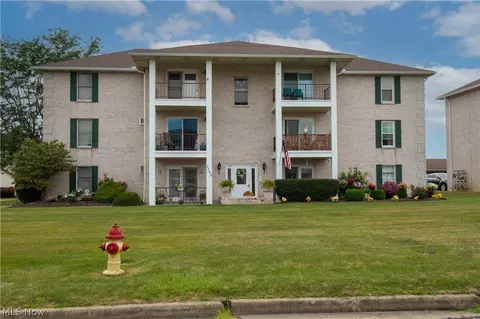 7362 Eisenhower Dr #3, Boardman, OH 44512