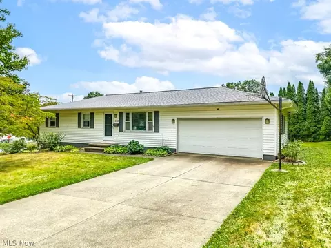 862 Ashwood Dr, Wooster, OH 44691