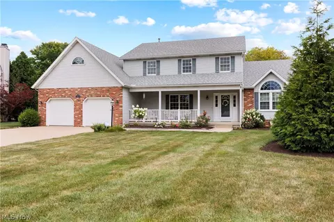 1305 Worthington Pl, Huron, OH 44839