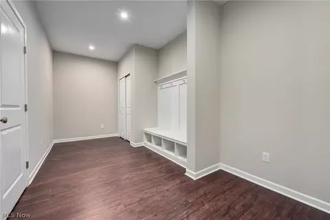 Entry Way - 9367 Corning Ave, Mentor, OH 44060 photo 7 of 7
