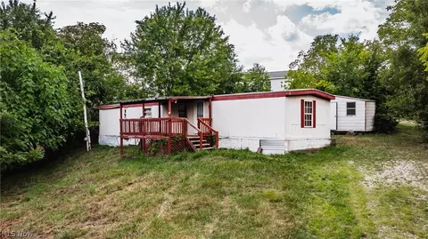 2600 Old Ashby Ridge Rd, Parkersburg, WV 26104
