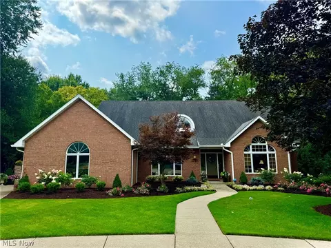 1717 Rosewood Dr, Wooster, OH 44691