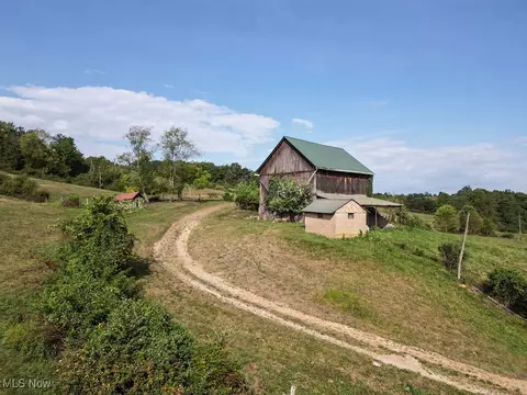 Sun Valley Road, Washington, WV 26181