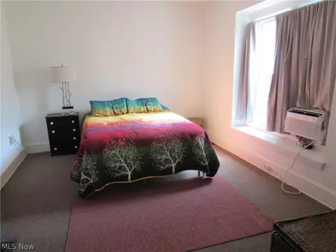 Bedroom - 1817 W 14th St, Ashtabula, OH 44004 photo 2 of 5