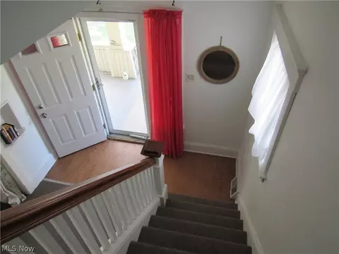 Entry Way - 1817 W 14th St, Ashtabula, OH 44004 photo 1 of 1