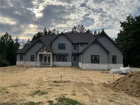 4720 Brainard Rd, Orange, OH 44022