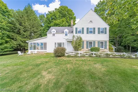 7474 Chagrin Rd, Chagrin Falls, OH 44023